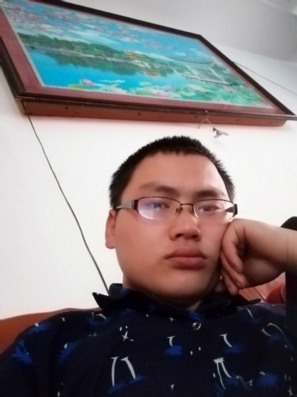 90男孩的第一张照片--安溪相亲网