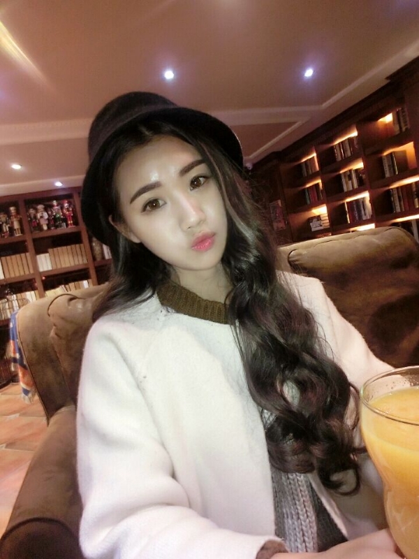 气质小妹的第三张照片--安溪相亲网