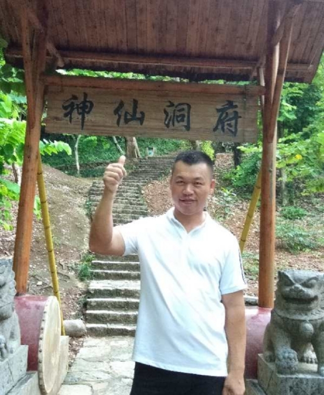 强仔的第一张照片--安溪相亲网