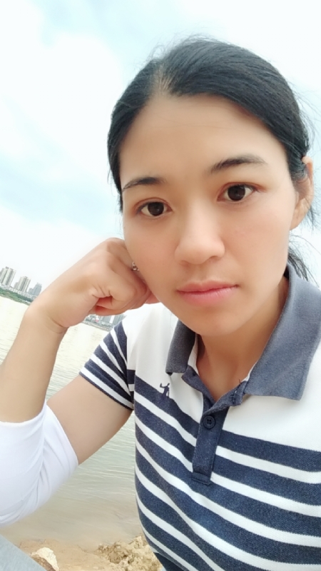 梅子的第一张照片--安溪相亲网