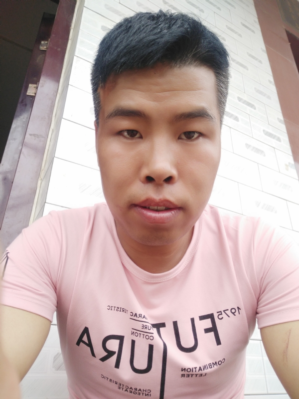 守护爱情的第一张照片--安溪相亲网