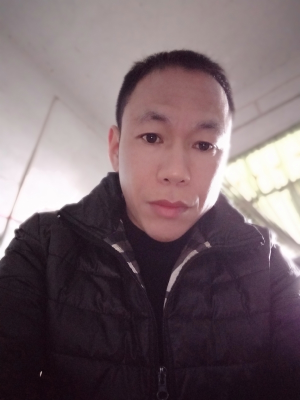 相信真爱的第一张照片--安溪相亲网