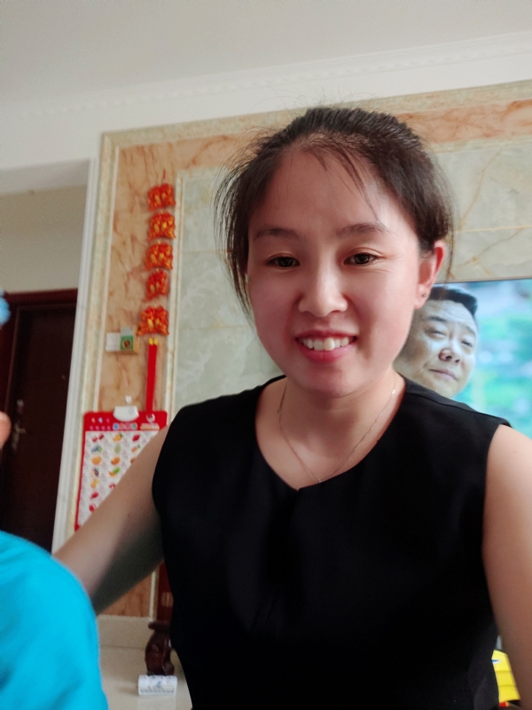 睿智的第一张照片--安溪相亲网