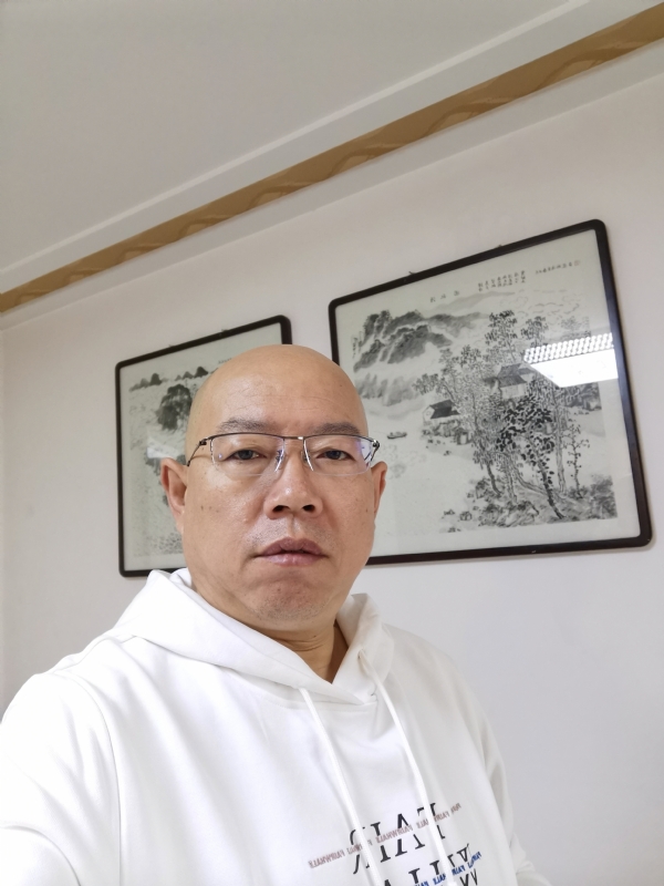 光头博士的第一张照片--安溪相亲网