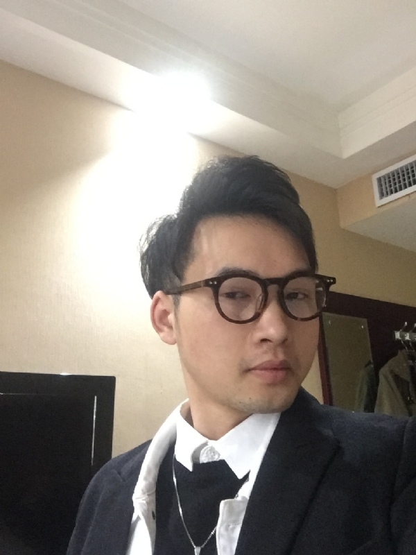 曾亮的第三张照片--安溪相亲网