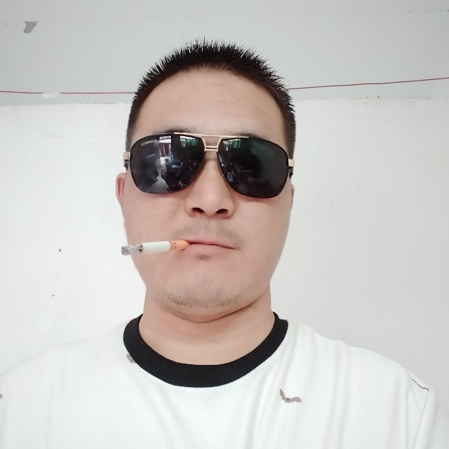 白伟伟的第一张照片--安溪相亲网