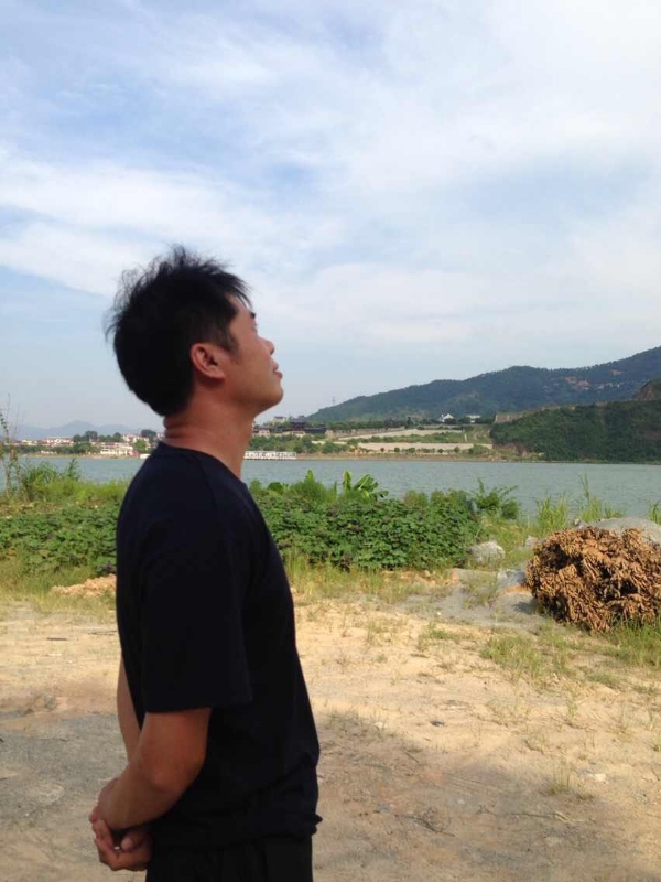 雾里看花的第一张照片--安溪相亲网