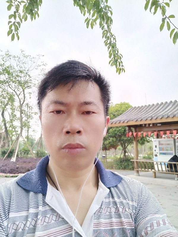 一个人的孤单的第一张照片--安溪相亲网