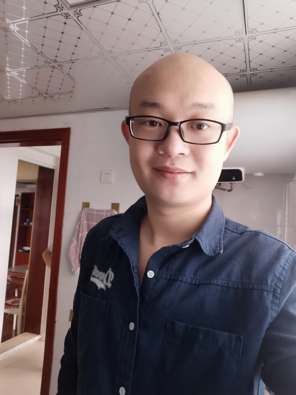 凝望远方的第一张照片--安溪相亲网