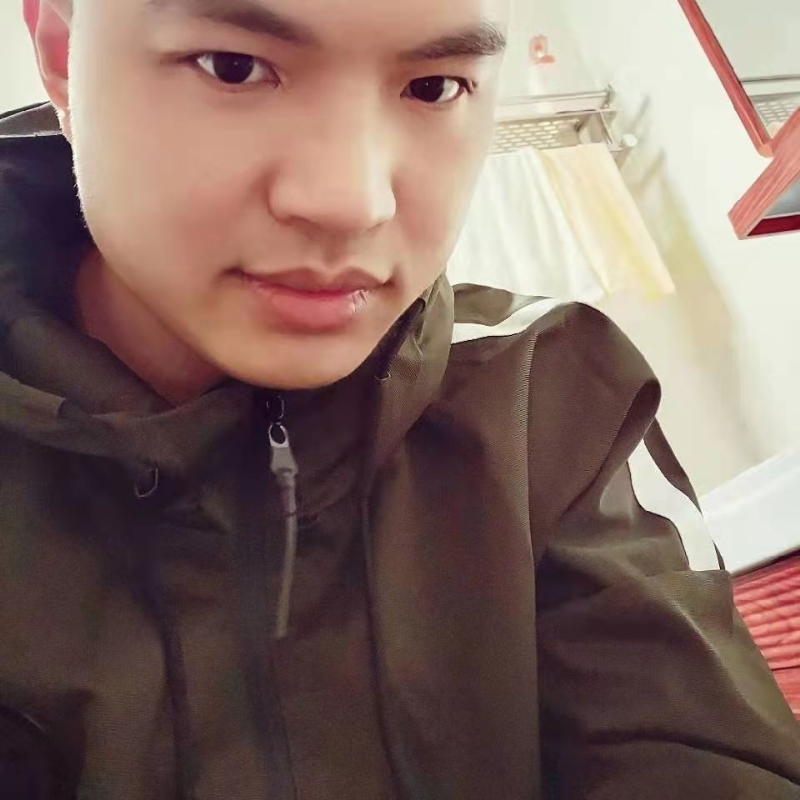 高大上的宅男的第二张照片--安溪相亲网