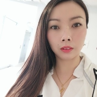 粉色蝴蝶結的第一张照片--安溪相亲网