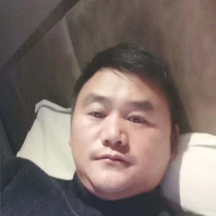 奔跑的第四张照片--安溪相亲网