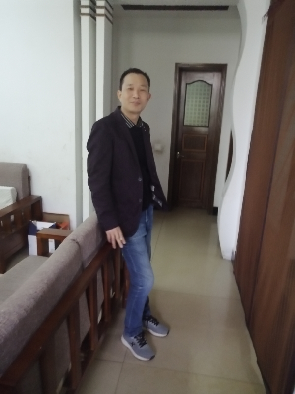 相亲相爱的第一张照片--安溪相亲网