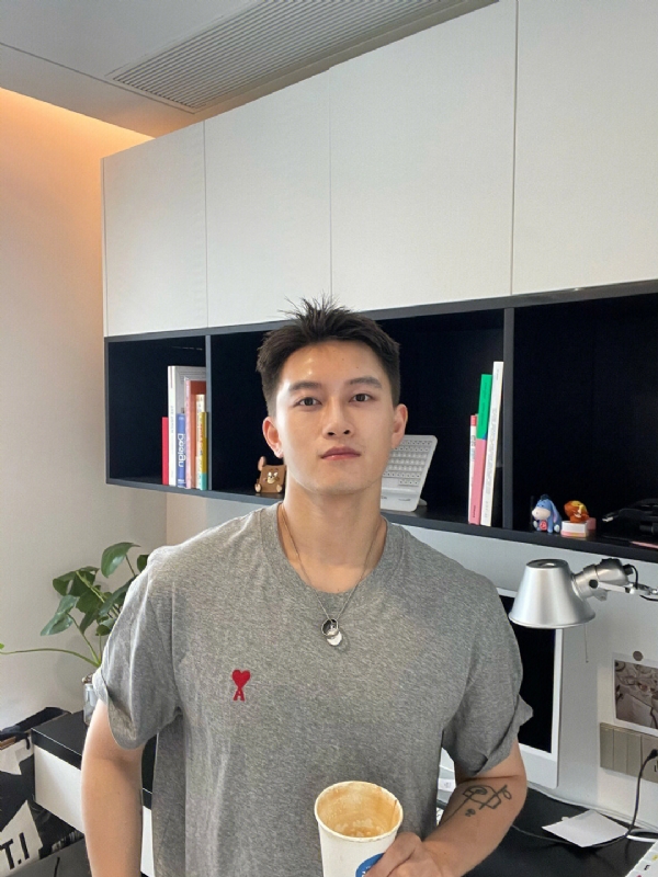 月光之下的第二张照片--安溪相亲网