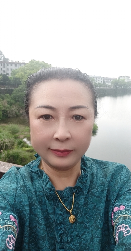 雨中情的第一张照片--安溪相亲网