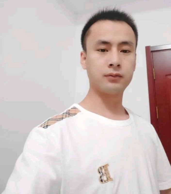 海阔天空的第一张照片--安溪相亲网
