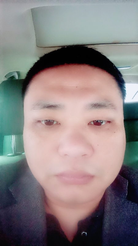 向日葵的第一张照片--安溪相亲网