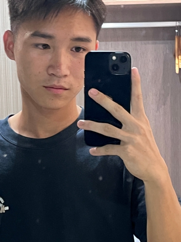 画家的第二张照片--安溪相亲网