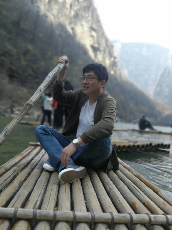风被吹走了的第一张照片--安溪相亲网