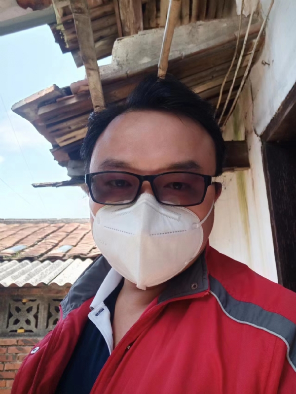 如影随形的第一张照片--安溪相亲网